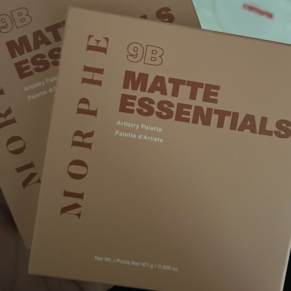 Morphe 9B Matte Essentials Palette